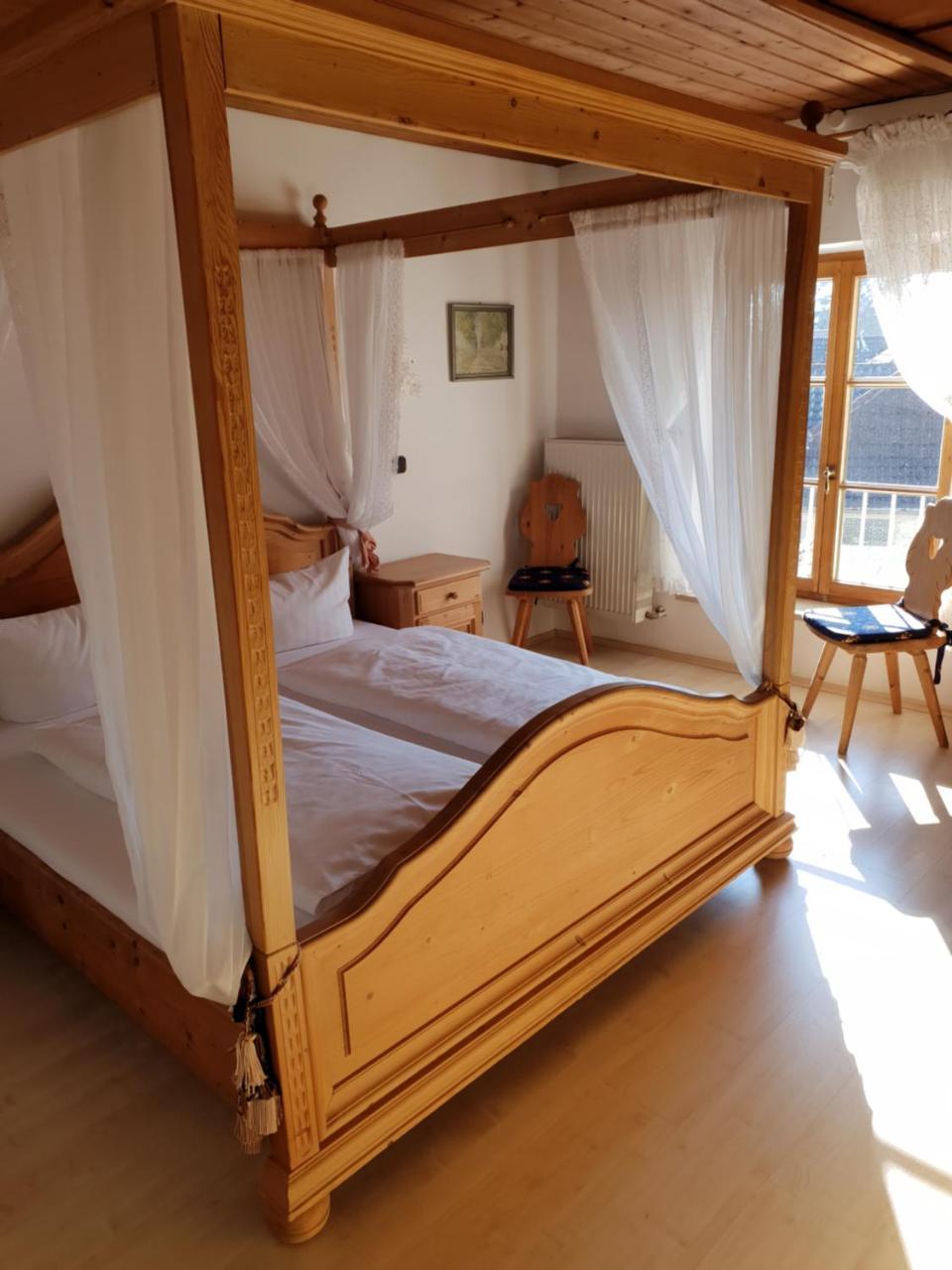Landgasthof Bock Hotel Gauting Zewnętrze zdjęcie